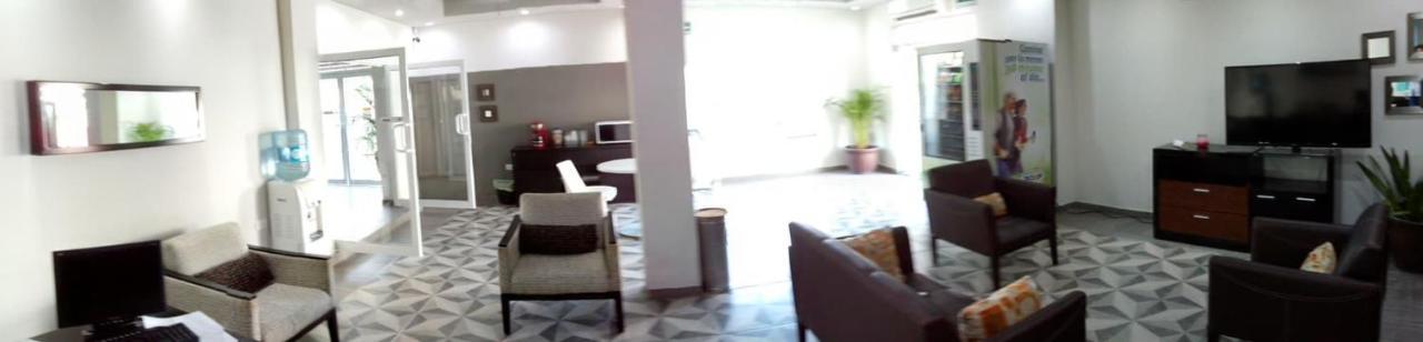 Suites Del Mar ซิวดัด เดล คาร์เมน ภายนอก รูปภาพ